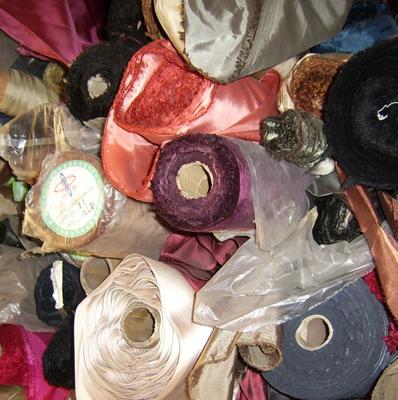 義烏花邊回收 告別積壓庫存，擁抱循環(huán)未來，專業(yè)回收與輔料銷售雙軌并行